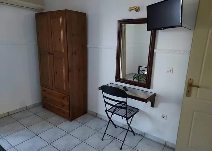 Nostos Apartahotel Mousata