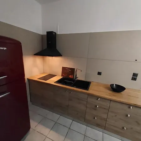 Lägenhetshotell Nostos 4*