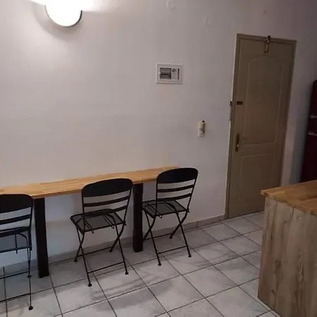 Nostos Aparthotel 4*